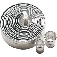 Set kalupa za izrezivanje Paderno 14 kom, valoviti rub